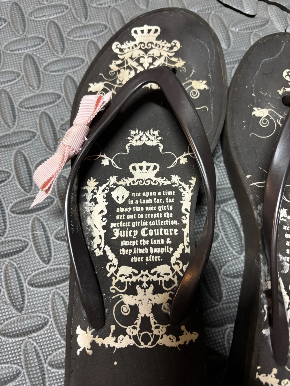 Y2K Juicy Couture Carmen flip-flop sandals - Picture 4 of 8